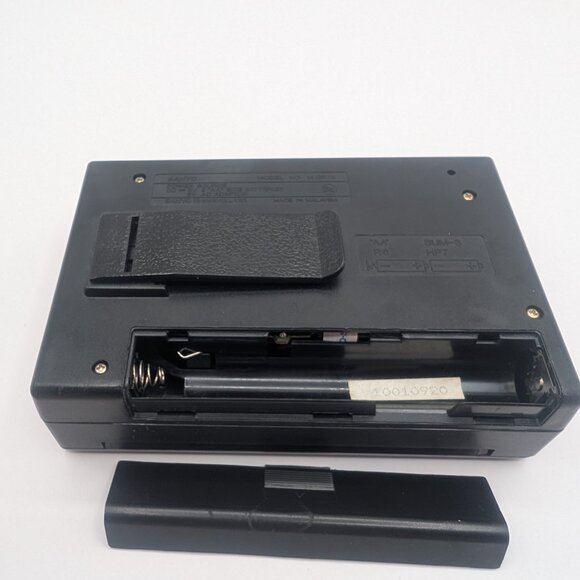 Vintage SANYO MGR78 AM/FM Stereo Cassette Walkman Player & Equalizer - Tested - Picture 5 of 6